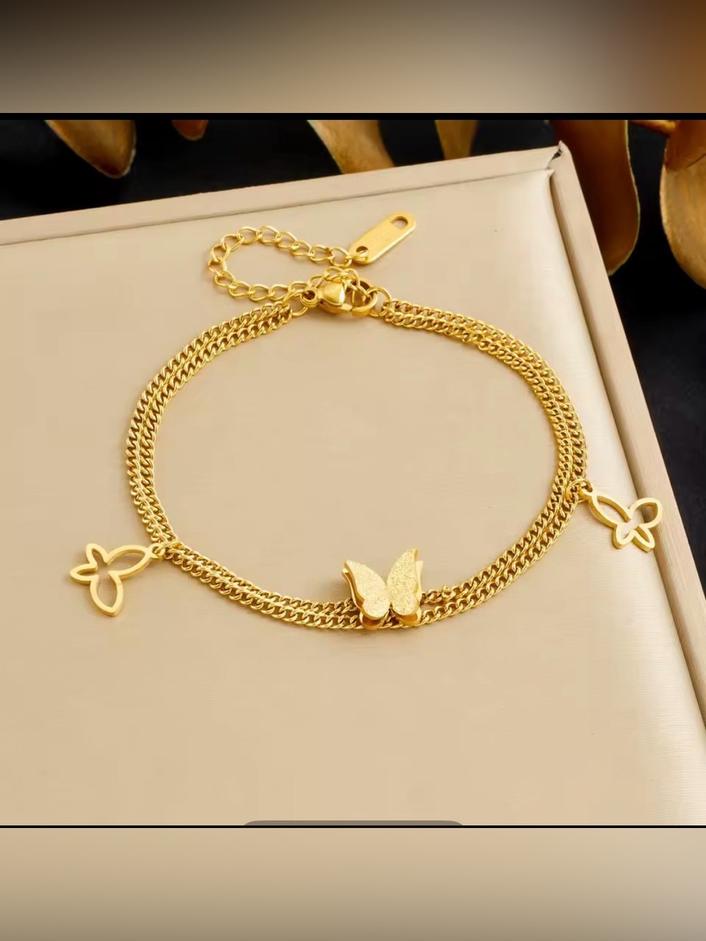 Waterproof gold plated stainless steel bracelet